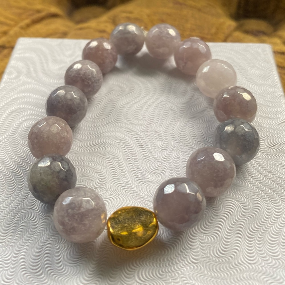 Beautiful gray agate stone bracelet